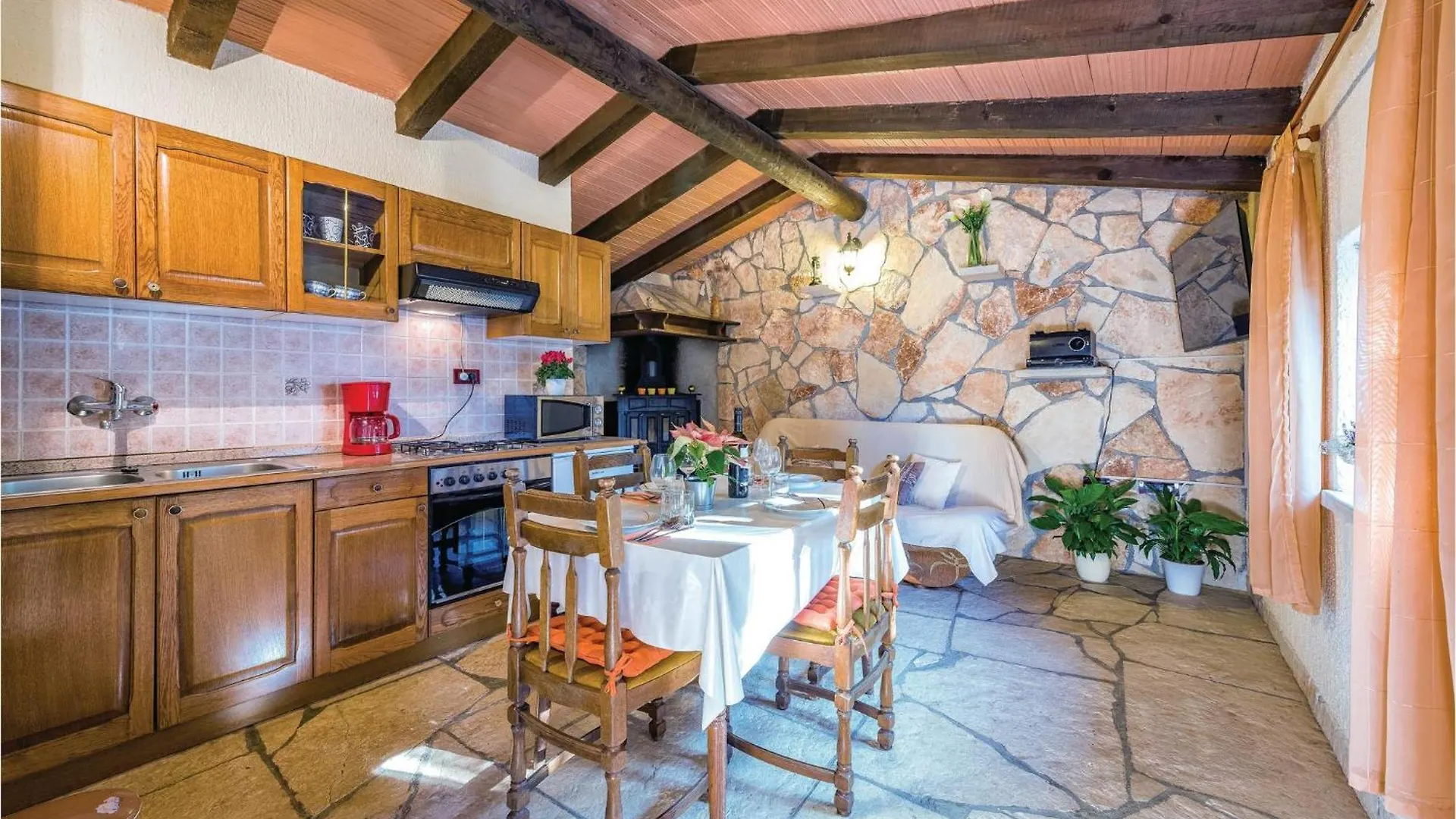 Holiday home Amazing Home In Rovinj With Outdoor Swimming Pool