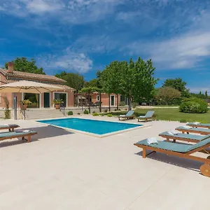  Ferienhaus Bernard By Interhome