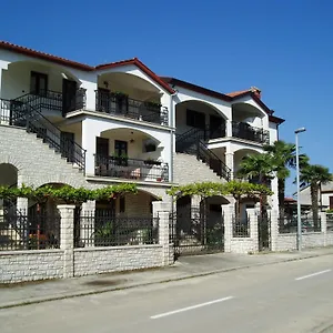 Modrusan Apartment