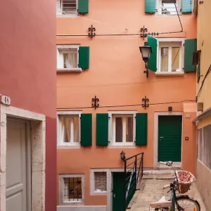 And Hey Ровинь