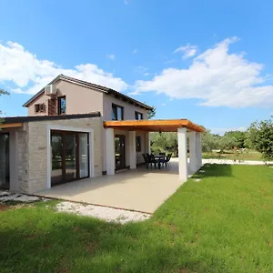 Ferienhaus House Cuvi